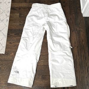 North Face ski/snowboard pants BRAND NEW without tags